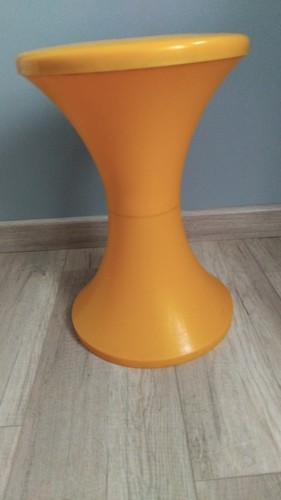 Tabouret rouge vintage tam - rouge, tam-tam