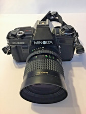 appareil photo argentique Minolta x300 avec zoom 35-70 f3,5 en très bon état 