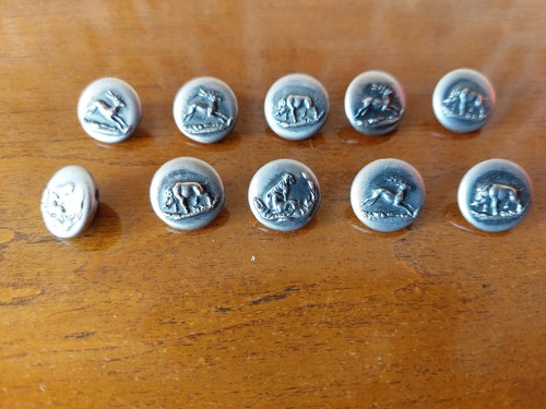 Lot anciens boutons - anciens,