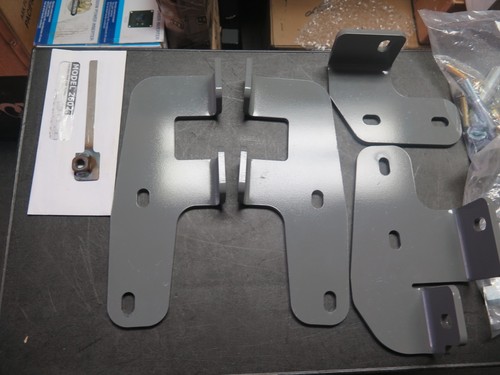 Fifth wheel trailer hitch - b&w,