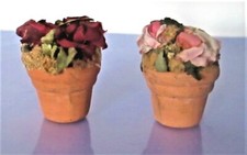 * 2  POTS DE FLEURS MINIATURES * FLEURS ARTIFICIELLES - ROSE & BORDEAUX *