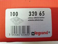 100x Embase adhésive incolore Colring pour colliers larg 4,6mm max LEGRAND 32065
