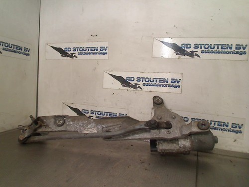 Moteur tringlerie essuie - moteur,