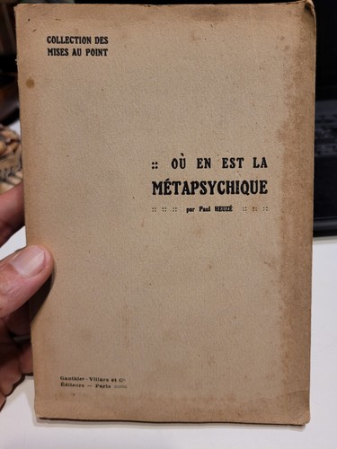 Est metapsychique - la, metapsychique.