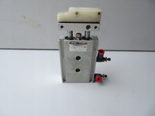 SMC CYLINDRE PNEUMATIQUE