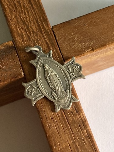 Ancienne médaille religieuse - ancienne,