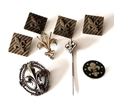 Lot broches boutons vintage fleur de lys Royaliste Monarchie bijou ancien