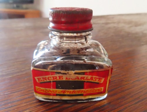 Ancien flacon vide boîte - ancien,