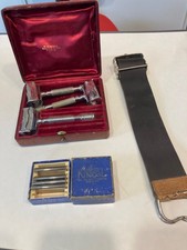 nécessaire à rasoir suédois début 20éme siècle. Marque Kindal