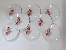 8 PETITES ASSIETTES EN