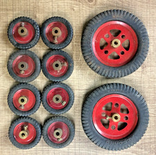 MECCANO - Lot de 10 Roues - 2 x 75mm  et 8 x 35 mm - Bon état