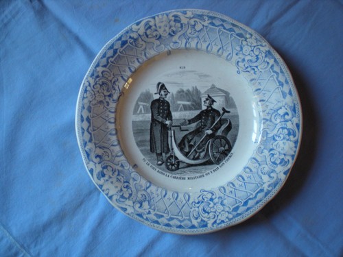 Assiette parlante militaire - assiette,