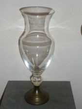 ANCIEN VASE EN CRISTAL SUR PIED EN ETAIN VASE TULIPE DE 25 CM