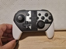 Nintendo Switch Pro Controller