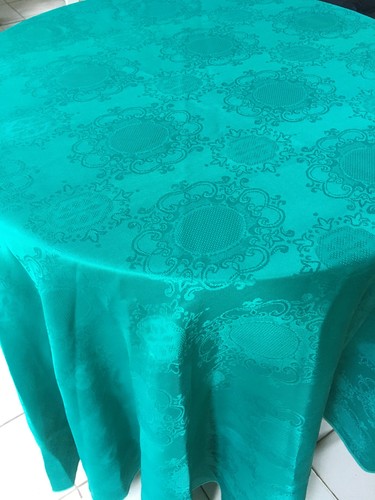 Elegante nappe damassee - nappe,