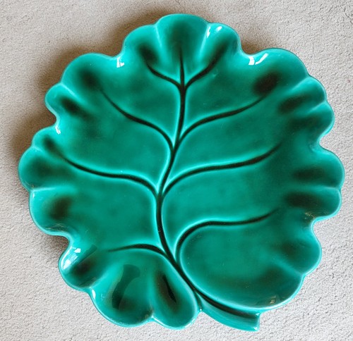 Ancien plat barbotine feuille - plat,