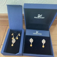 Ensemble boucles d'oreilles et