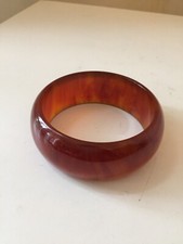 Bracelet en bakélite ambre