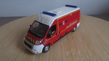Miniature Fiat ducato vsav pompiers 1/43 Norev