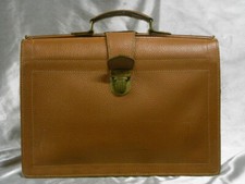 🇫🇷  CARTABLE CUIR