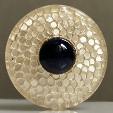 Grand bouton ancien 41 mm ART DECO - Verre pressé peint au dos, centre bleu nuit