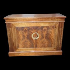 Meuble d'appui en acajou de