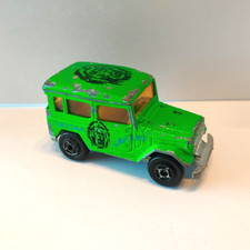 VINTAGE  voiture  MAJORETTE