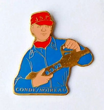 Pin's JSP Jeunes Sapeurs  Pompiers Condé Noireau  Calvados