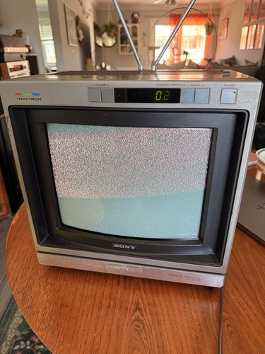 Sony trinitron color crt - color,