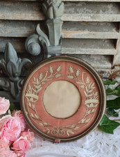 ANCIEN CADRE PHOTO ROND BRODE TISSU 1900