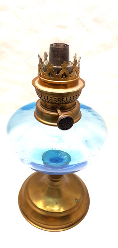 Ancienne lampe pétrole - ancienne,