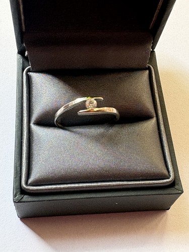 Bague solitaire or - or, blanc