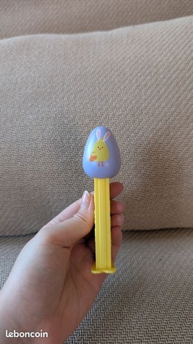 Ancien distributeur pez œuf - pez,