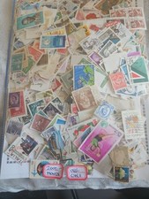 -Beau lot de 2000 timbres différents et oblitérés du monde-CW1