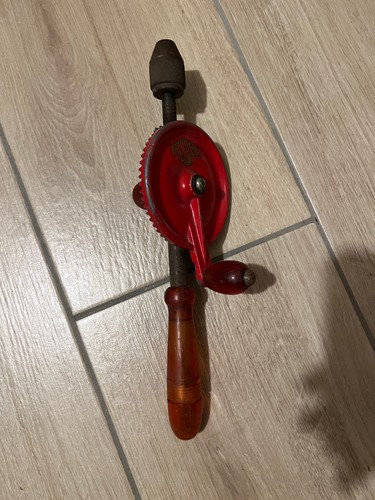 Ancienne chignole perceuse - , à