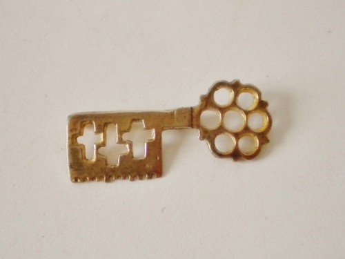 Curieuse broche vermeil cle - curieuse, en