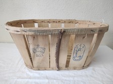 Ancienne Cagette, Cageot en bois ovale 48 x 30 cm par 23 cm de haut " Mussy "