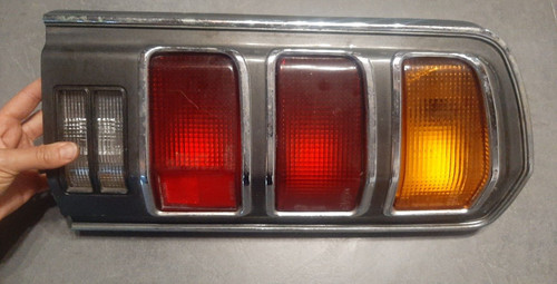 Feu arriere droit toyota - feu,