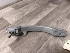 Poignee de maintien arriere