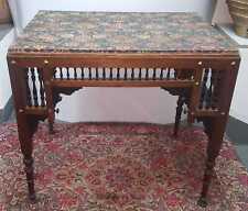 TABLE BASSE. BOIS DE NOYER