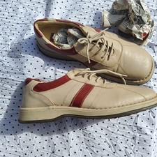 chaussures  Beige  a Lacets   Pointure 45