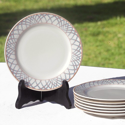 Lot assiettes à - de, 6