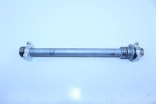 Axe de roue arrière HONDA CB