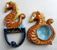 Patère mural en fonte Hippocampe pour serviette ou torchon + porte bougie