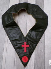 Baudrier sautoir rouge  noir rite Français Franc maçon  maçonique du 4eme ordre