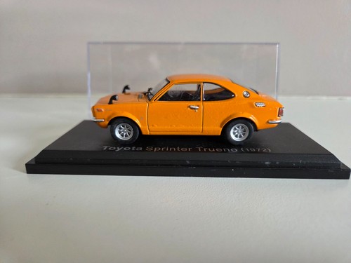 Hachette norev toyota - hachette,