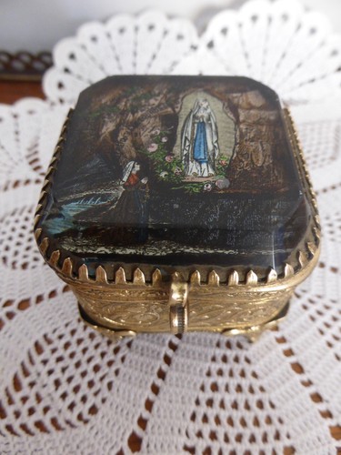 boite dame lourdes