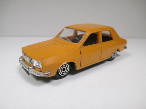 Renault r12 par norev - r12,