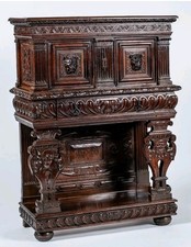 Armoire ancienne style Renaissance italienne