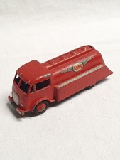 Camion citerne ESSO – Dinky